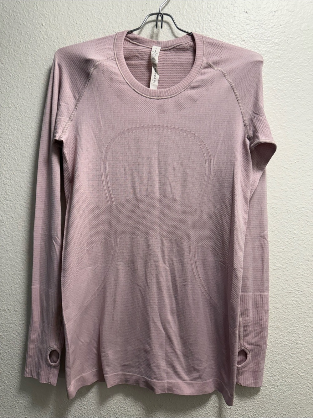 lululemon athletica swifly tech long sleeve 2.0 size 8 light Pink Top - Picture 2 of 10